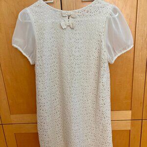 Theoria Eyelet Lace Lined Top with sheer puffy sleeves - Size M